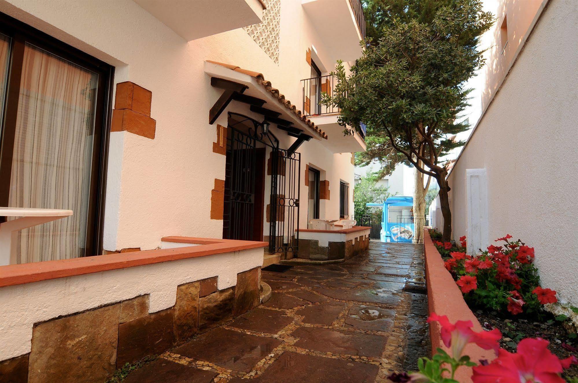 Apartamentos Ar Caribe Lloret de Mar Zewnętrze zdjęcie