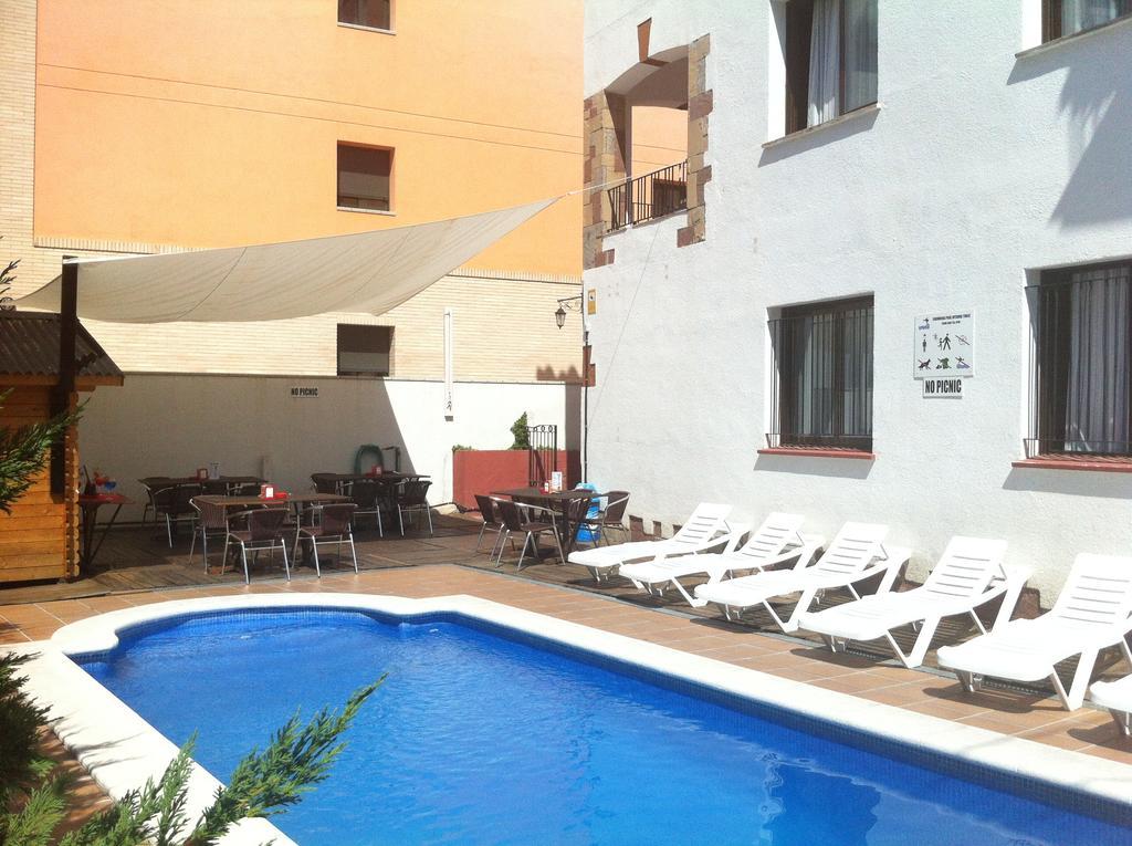 Apartamentos Ar Caribe Lloret de Mar Zewnętrze zdjęcie